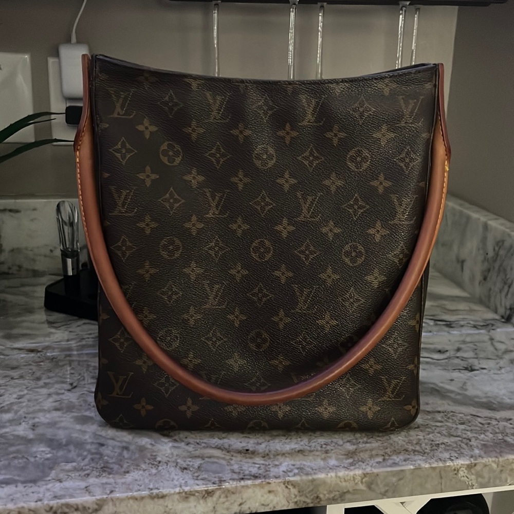 Louis Vuitton Looping GM EUC